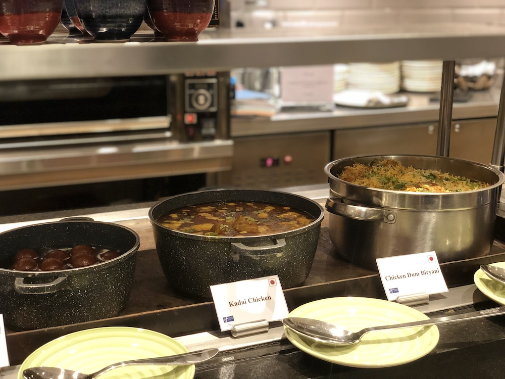 Holiday Inn Express Hyderabad Hitec City 59/76