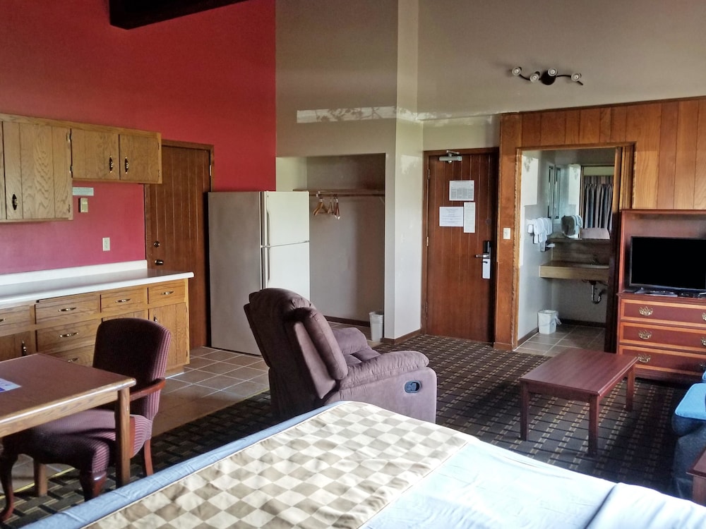 Americas Best Value Inn Hinckley 18/25