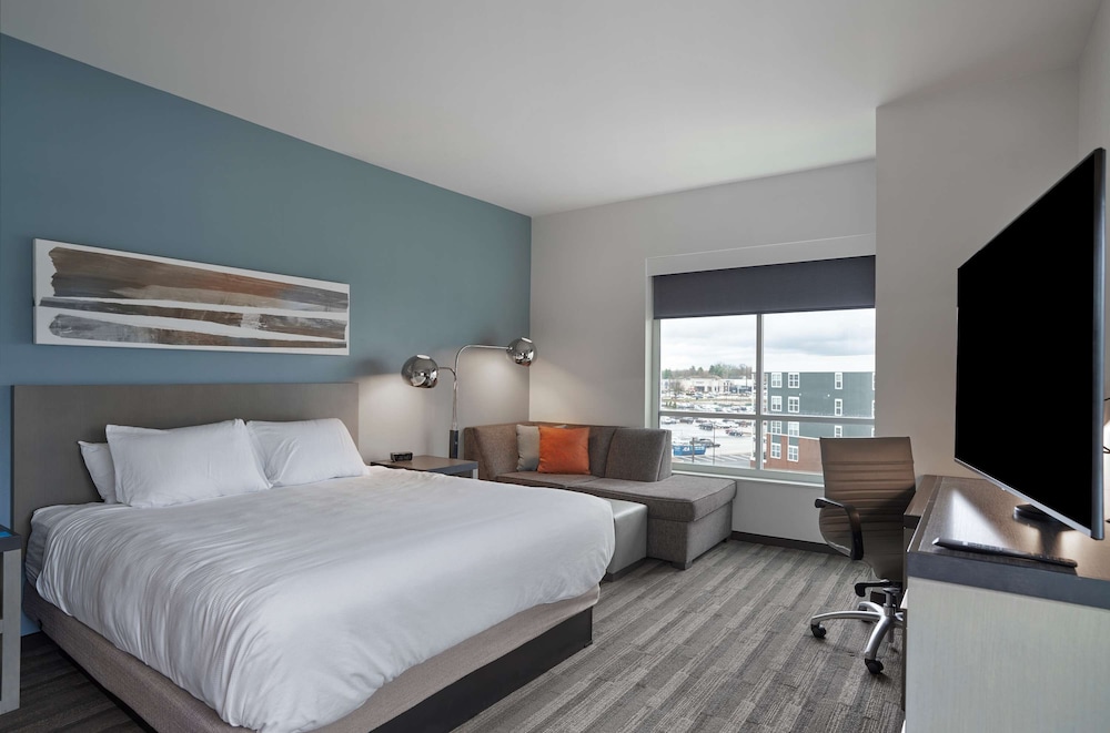 Hyatt House Louisville East 4/28