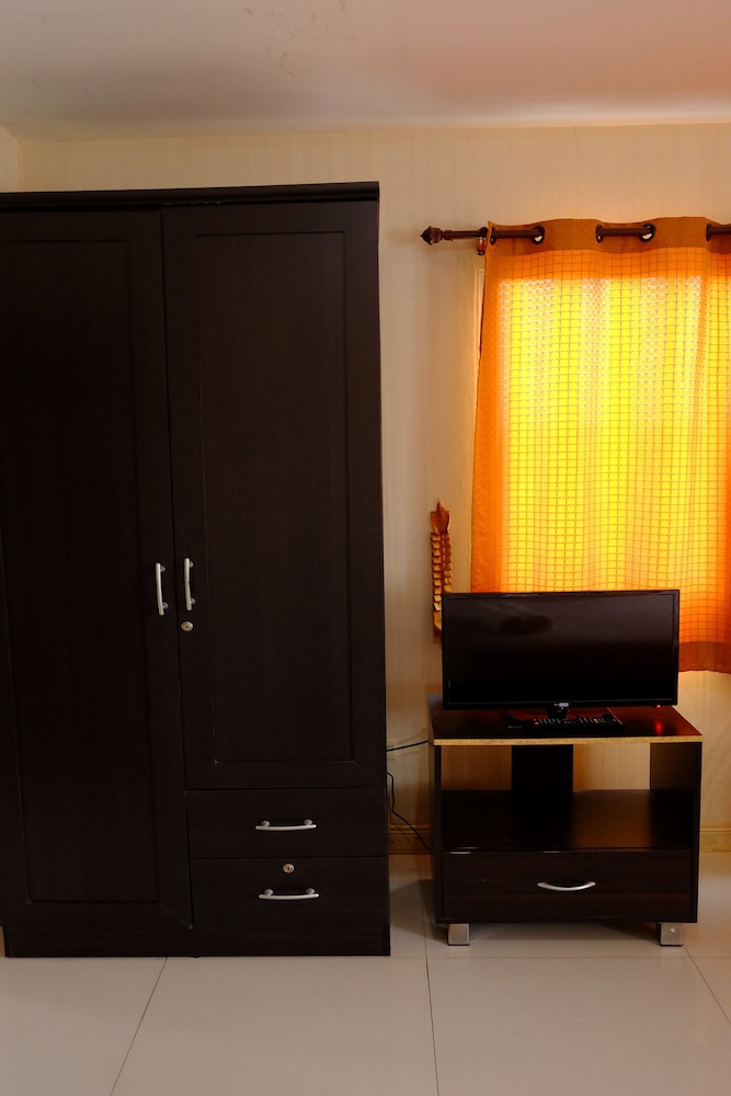 Banchang Apartment And Hotel 12/48