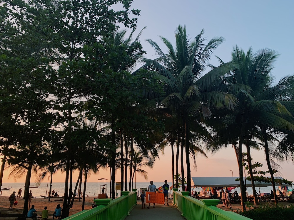 Ice Kamala Beach Hotel 55/65