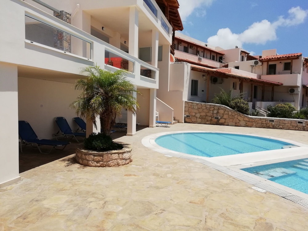 Creta Suites in IERAPETRA