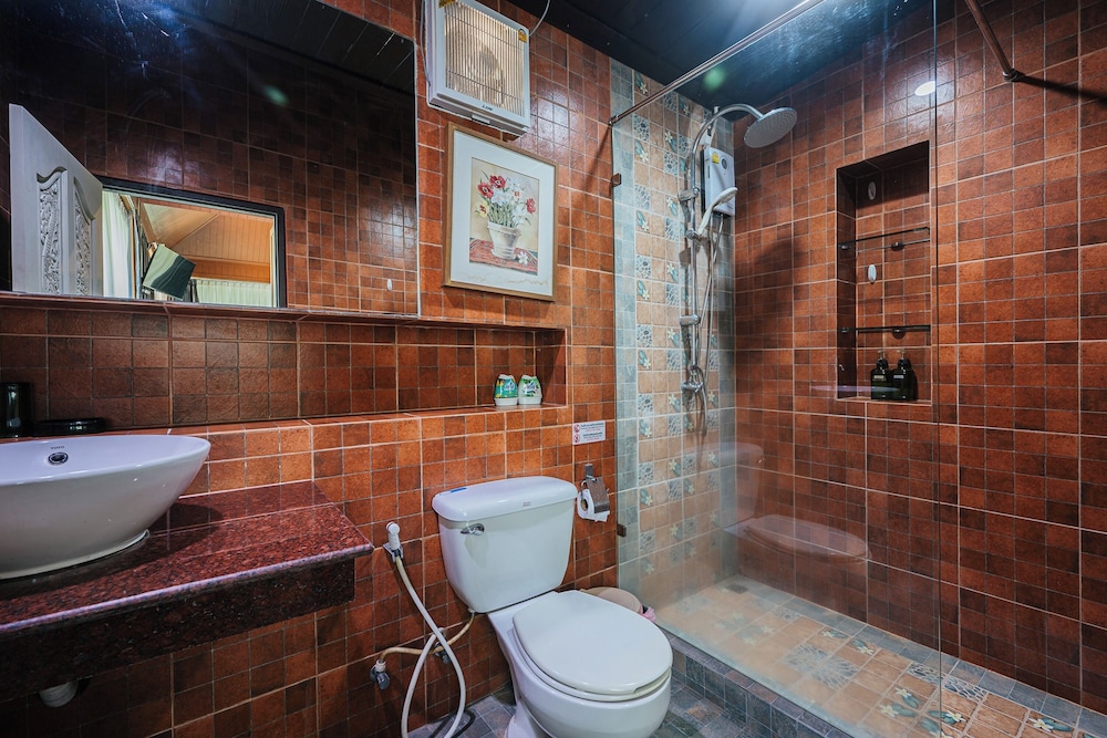 Thai Modern Resort and Spa 83/83