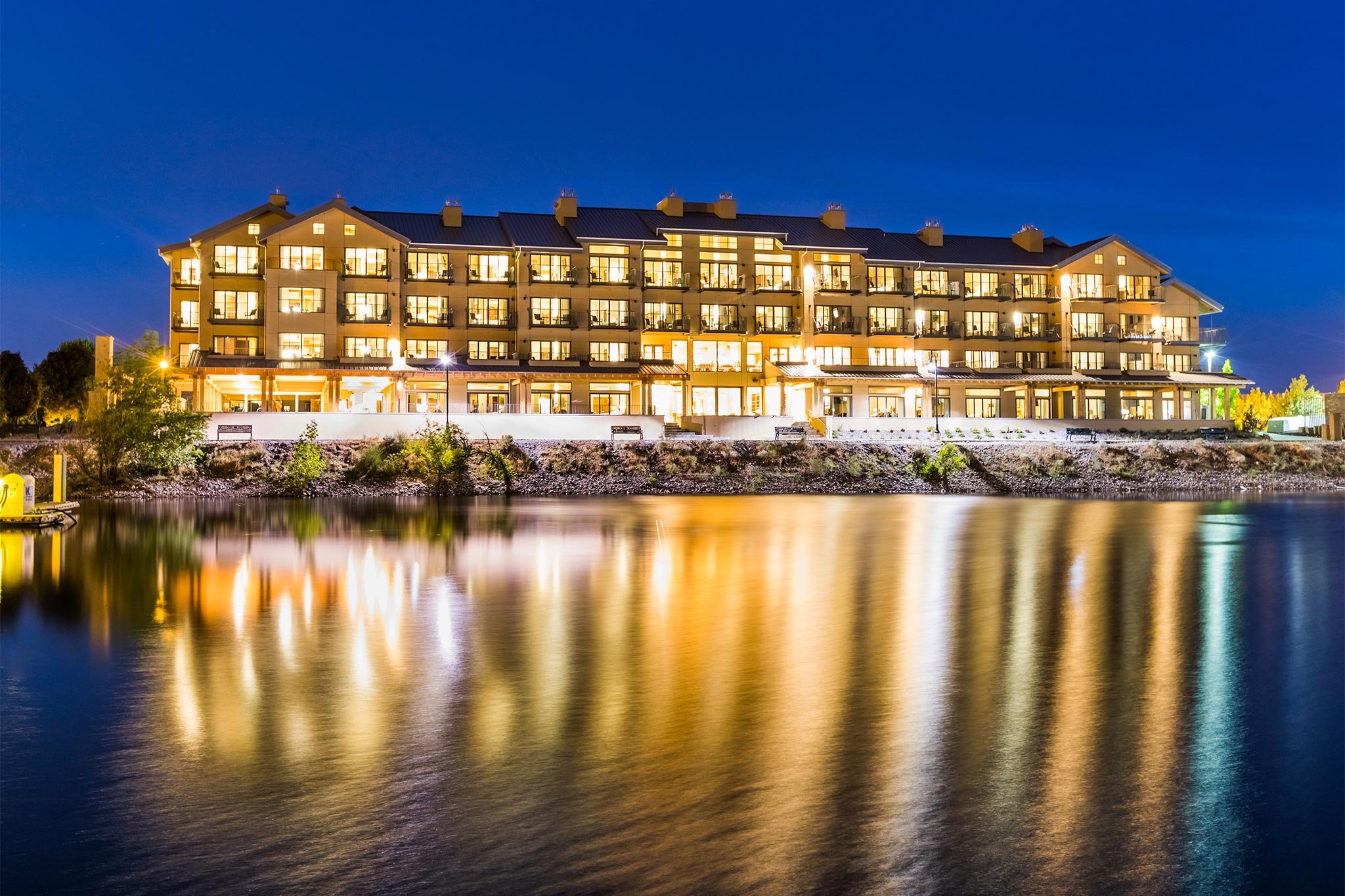 The Lodge at Columbia Point 4/48