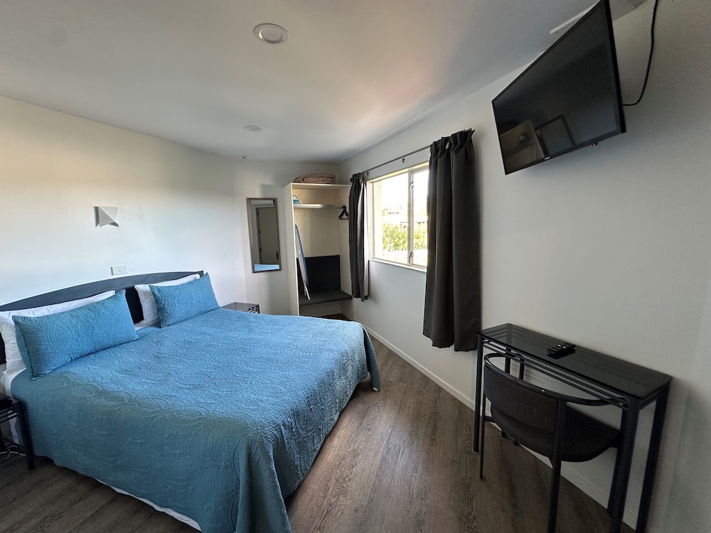 SPA, EXECUTIVE, QUEEN BED