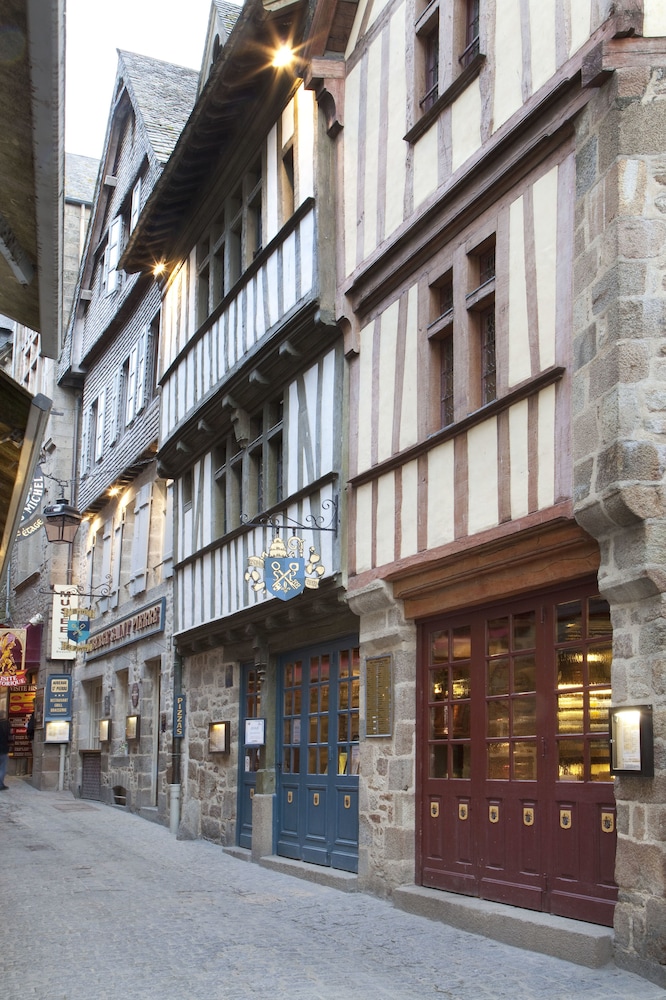 Auberge Saint Pierre 43/45