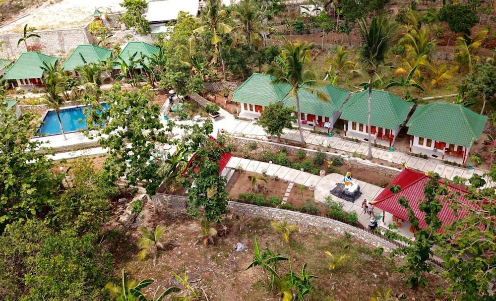 Kubu Reot Taman Asri 32/40
