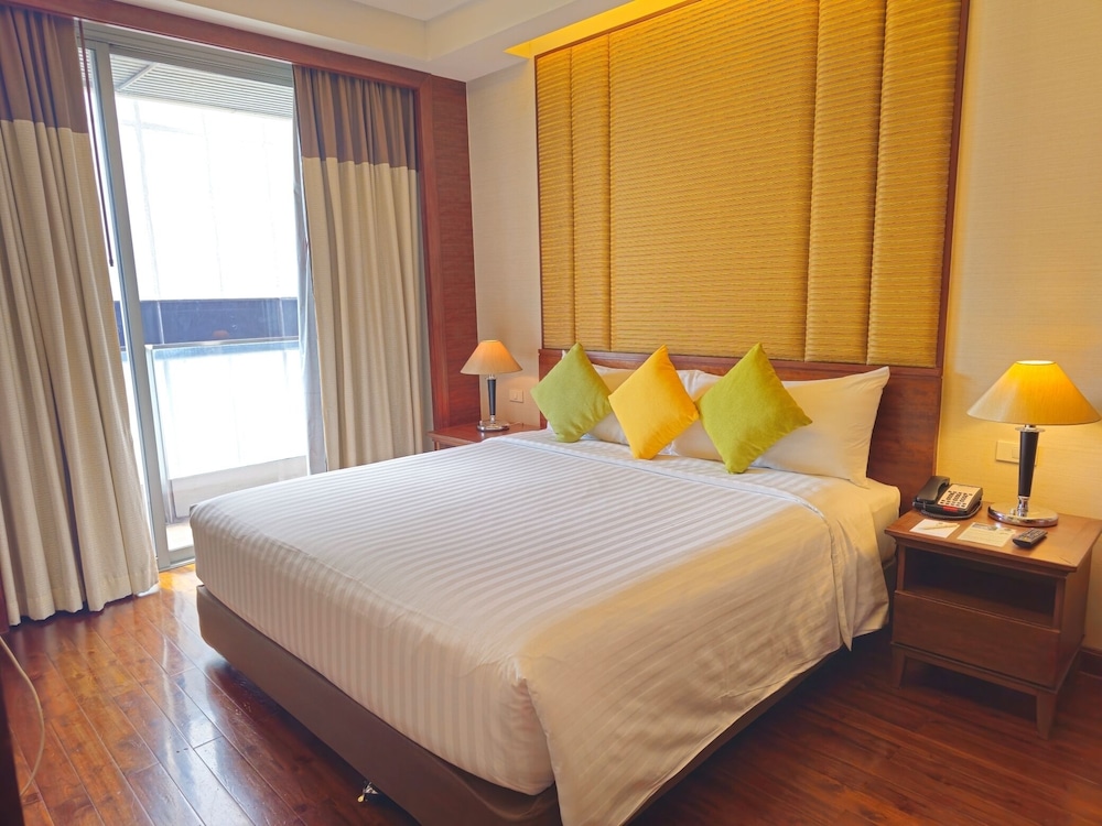 1 BEDROOM, PREMIER