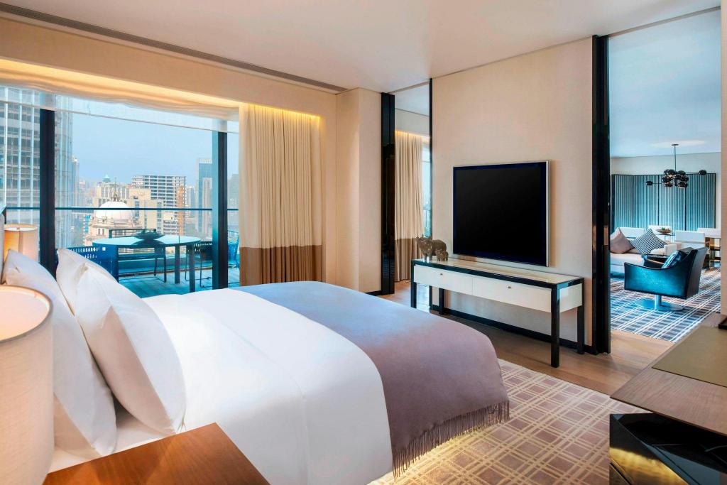 1 Bedroom, Wow, Suite, King Bed, City View, Balcony, Club Floor, High Floor