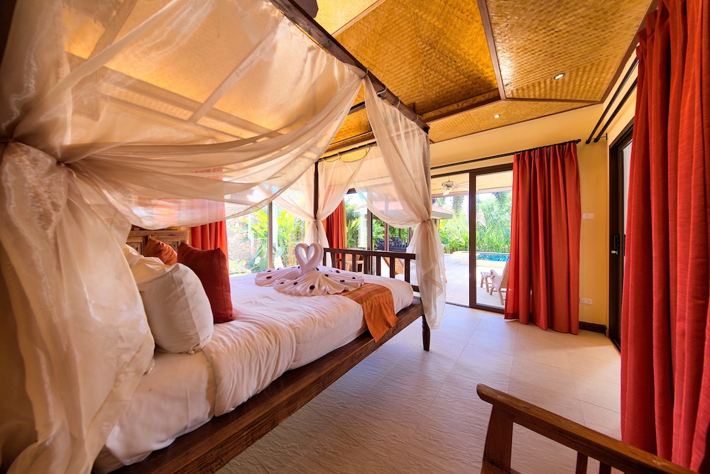 Baan Buaa - 3 Bedroom Beach Side Villa 16/50