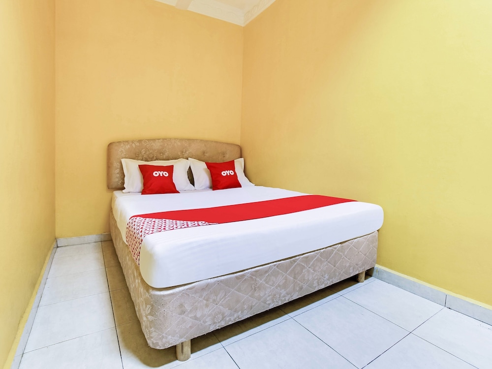 OYO 89406 Lucky Budget Hotel 7/21