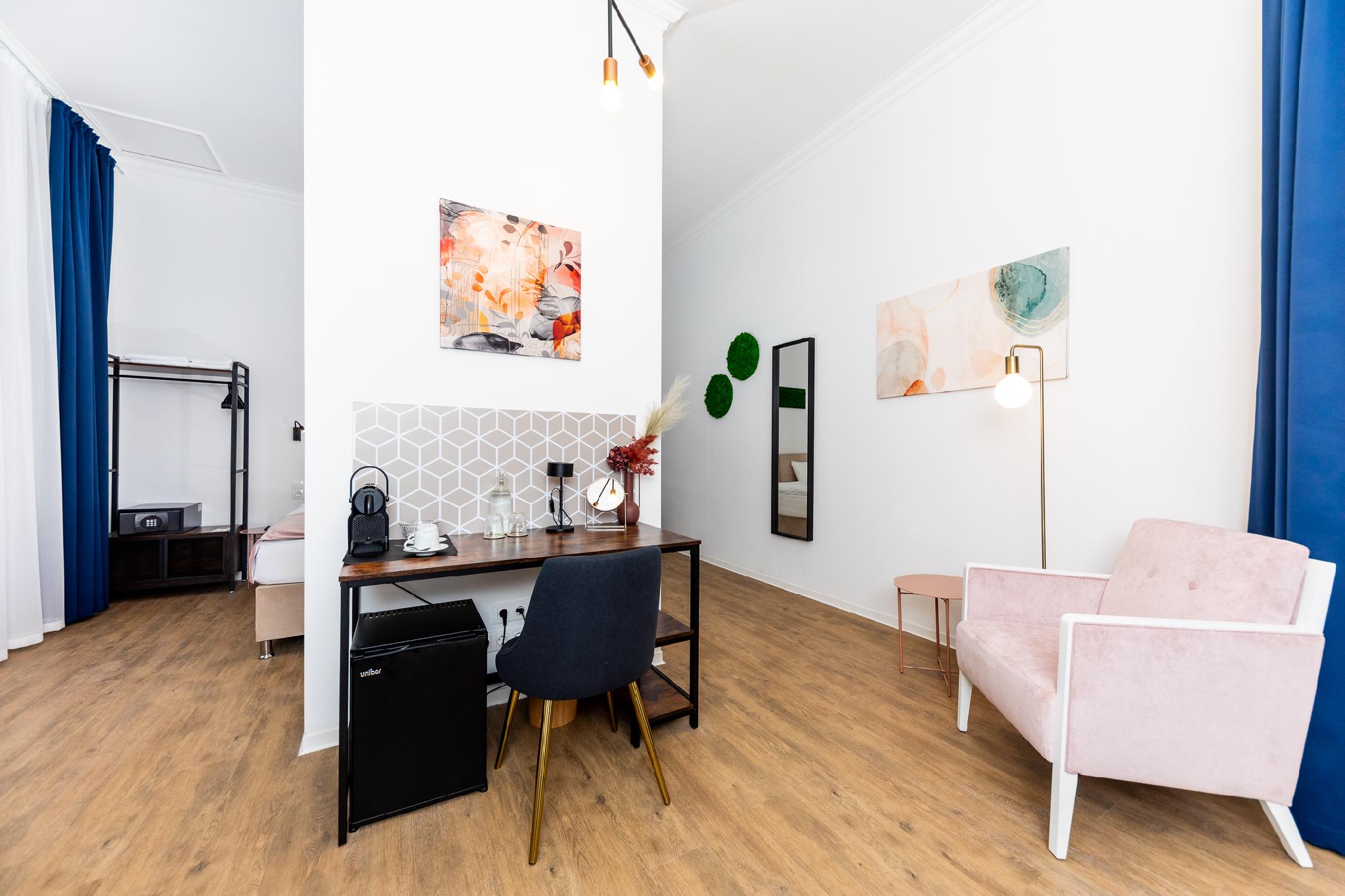 Adagio Downtown Rooms 17/26