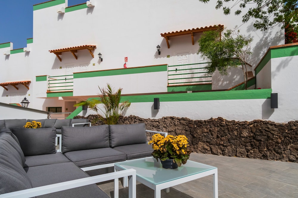 Aparthotel Esquinzo Y Monte Del Mar 30/50
