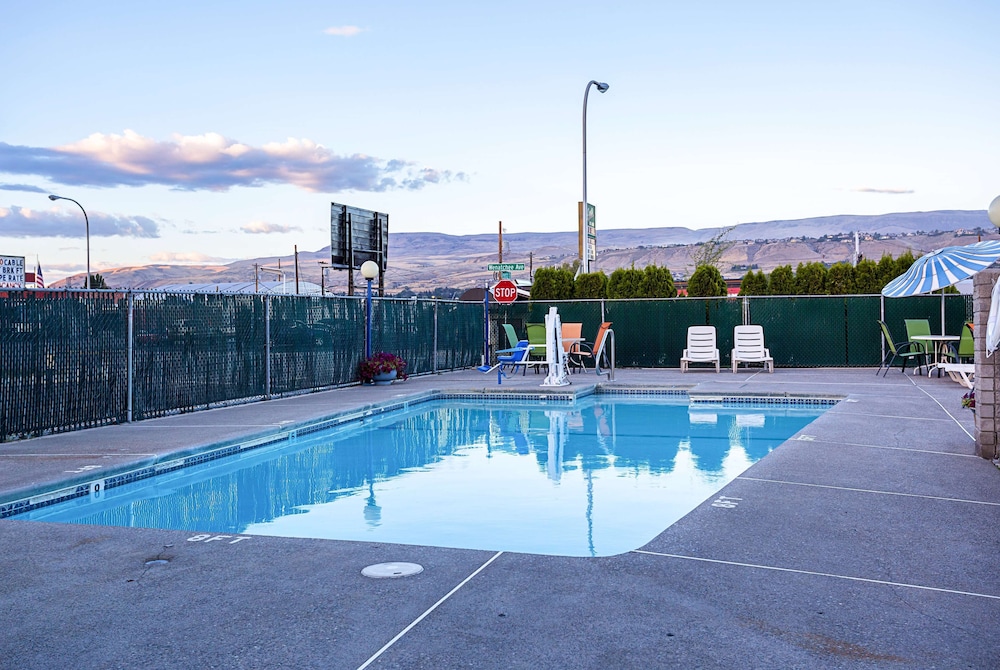 Motel6 Wenatchee, WA 32/36