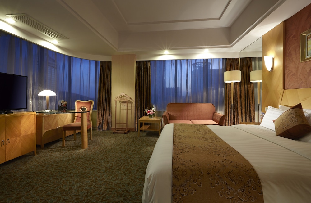 Dalian East Hotel 9/26