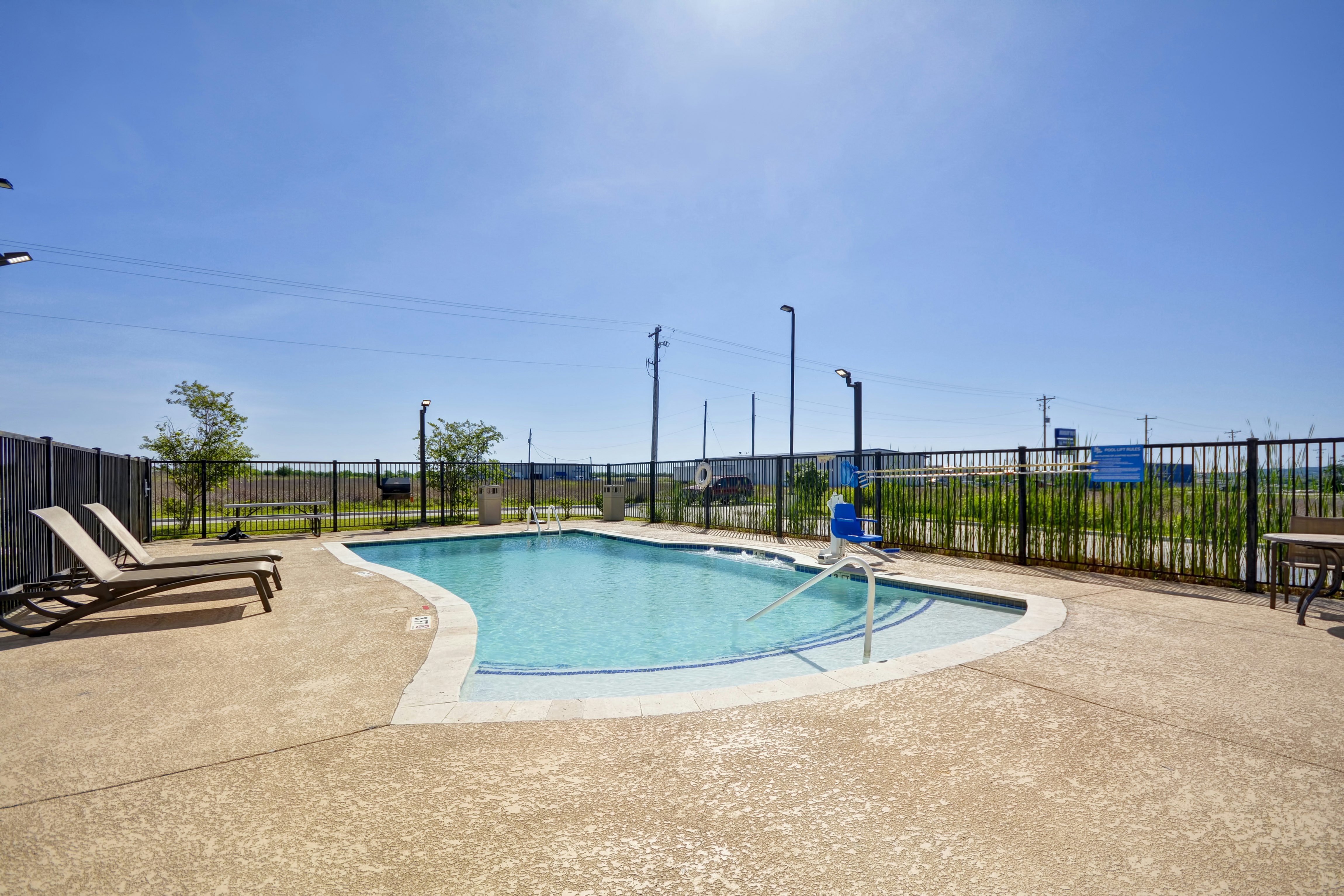 Hampton Inn Kenedy 53/57