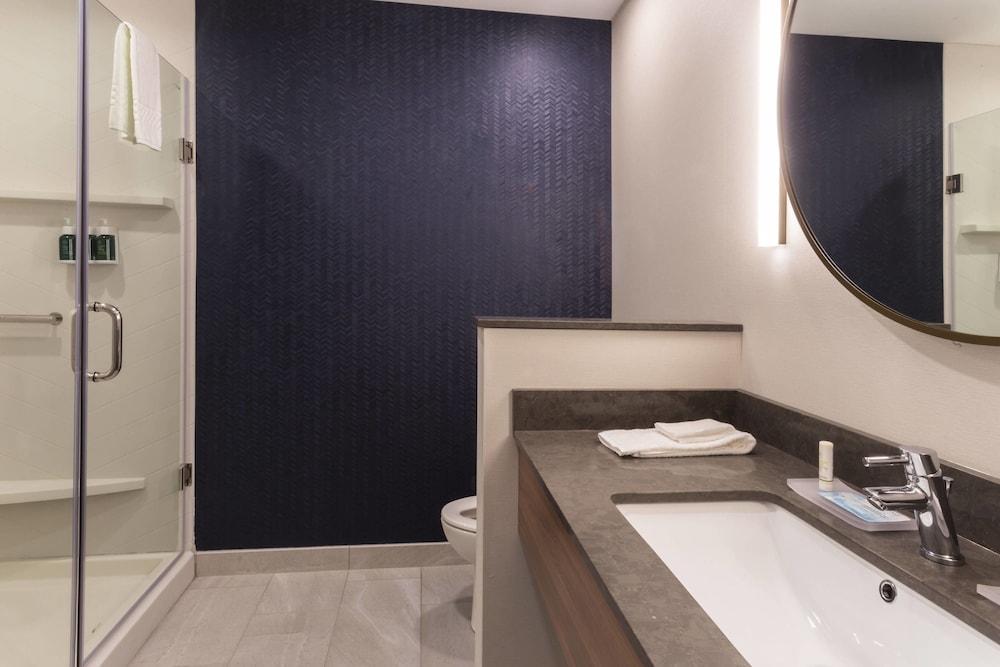 Fairfield Inn & Suites By Marriott Northfield 13/34