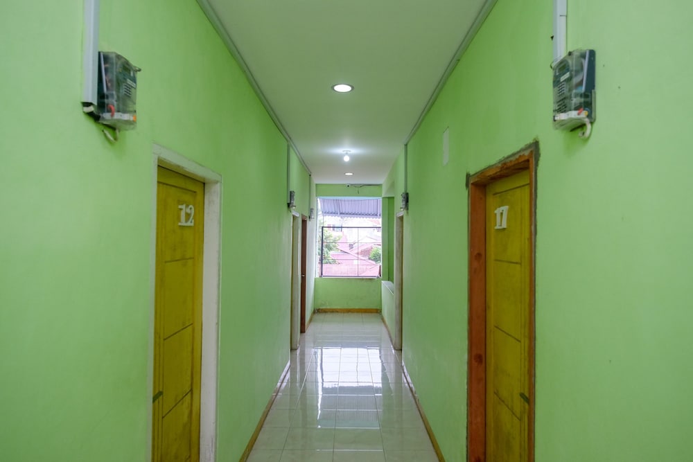 Reddoorz Near Politeknik Manado 16/30