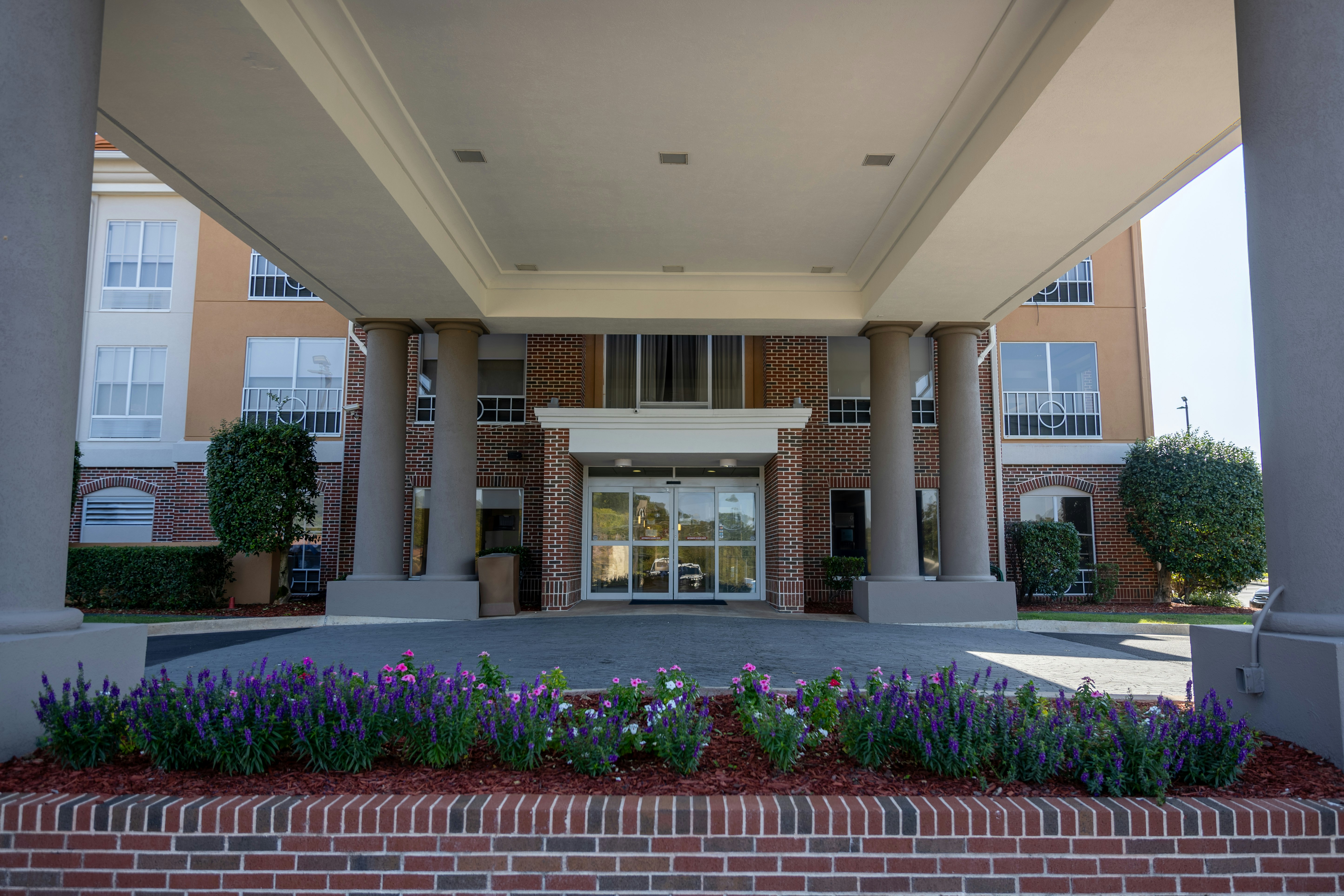 Holiday Inn Express Hotel & Suites Vicksburg 6/74