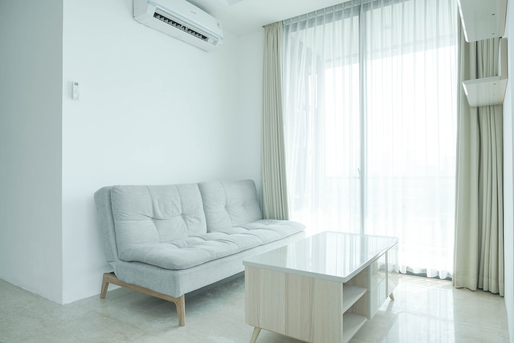 Veranda Serviced Residence @ Puri 49/74