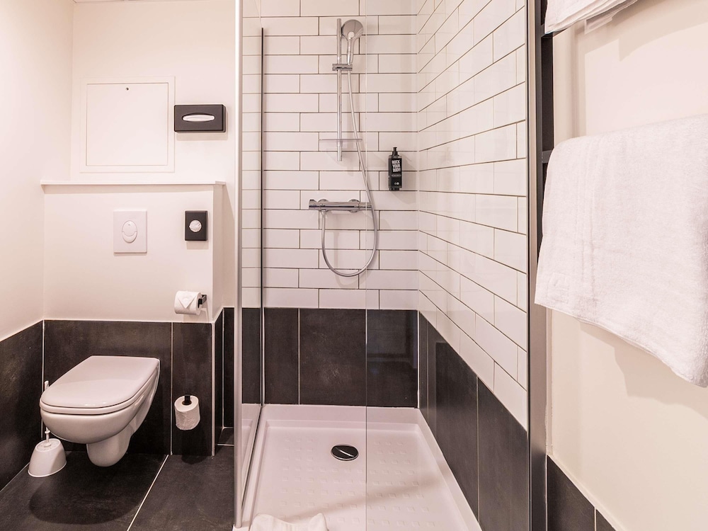 Ibis Roquebrune Cap Martin Menton 46/50