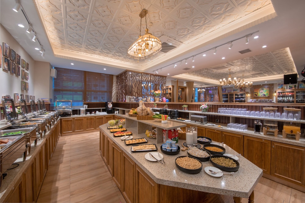Holiday Inn Express Dongguan Humen 18/25