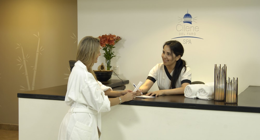 CILENE DEL FARO SUITES AND SPA 10/76