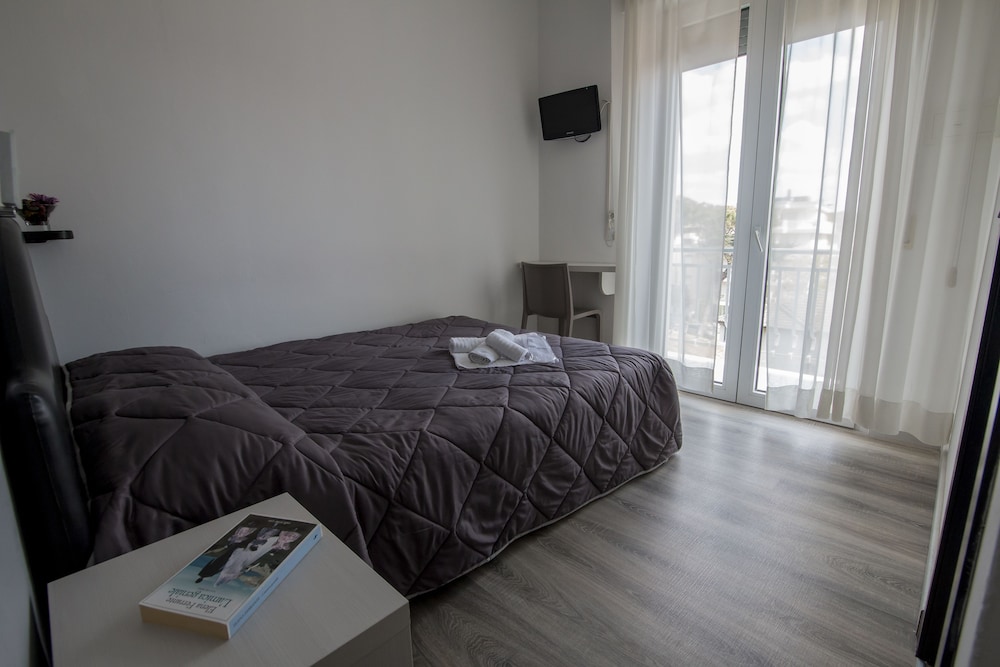 Hotel New Zanarini 9/26