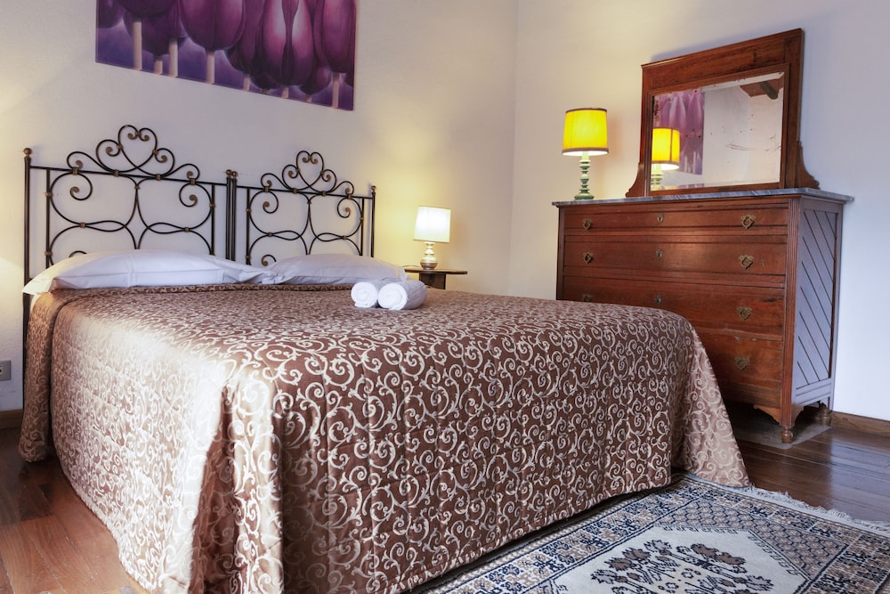 Villa Casalecchi Country Hotel 5/50