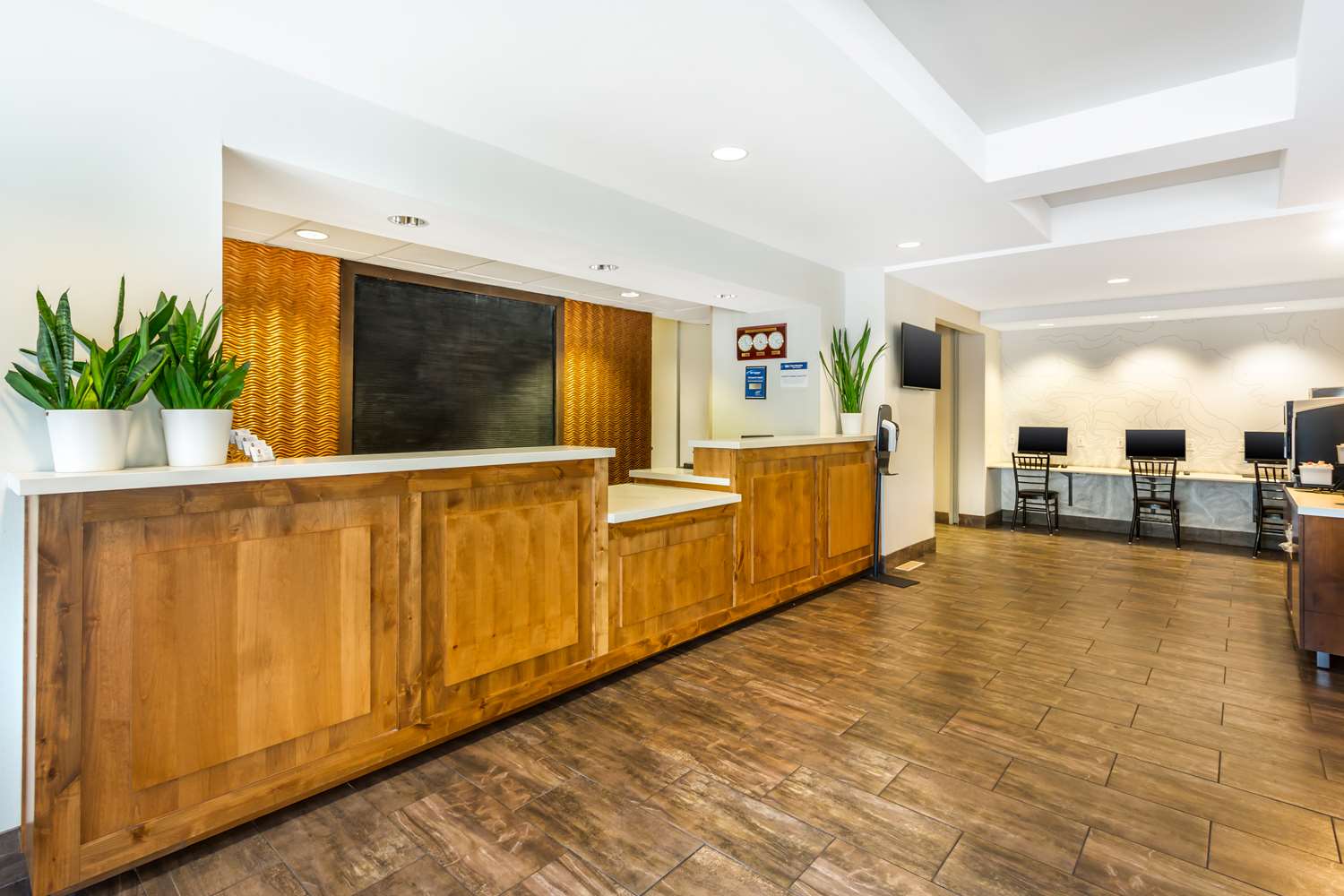 Best Western Plus Cotton Tree Inn 8/44