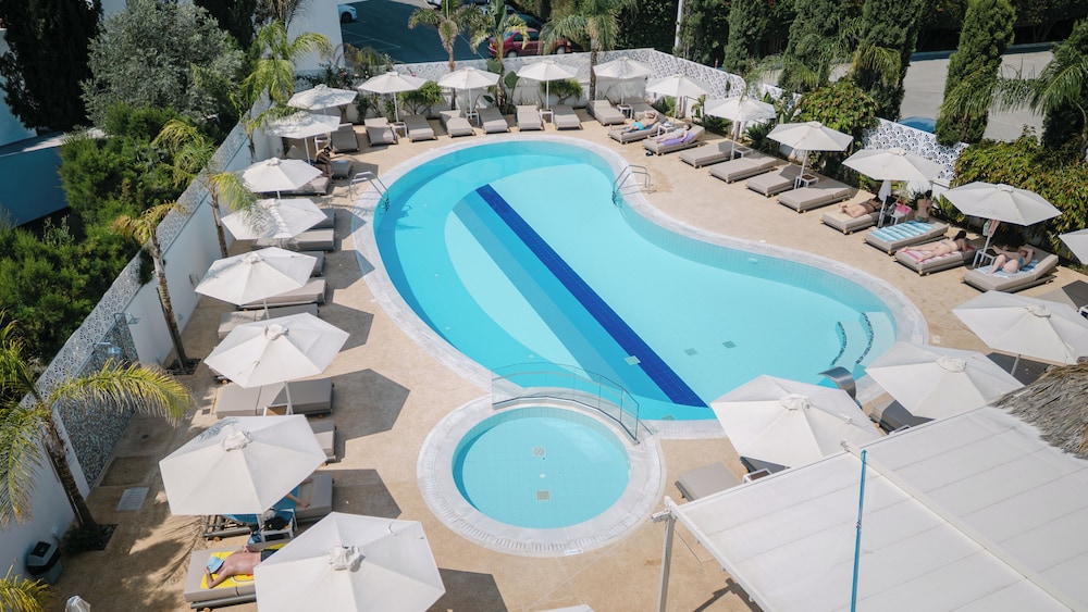 GAIA SUN N BLUE HOTEL 32/35