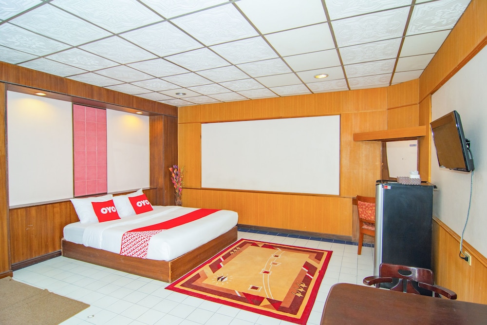 OYO 534 Phasuk Hotel 33/64