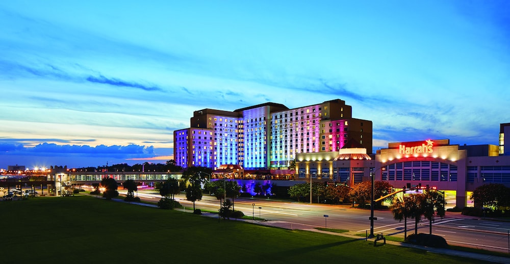 Harrah's Gulf Coast - A Caesars Rewards Destination 2/48