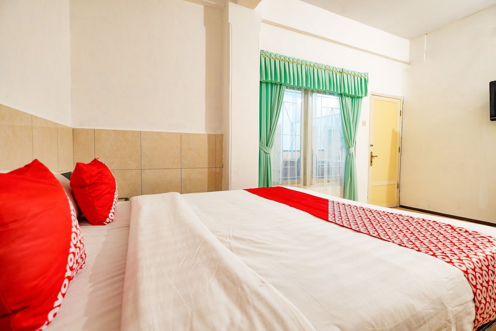 OYO 2855 Sartika Hotel Pati 26/42