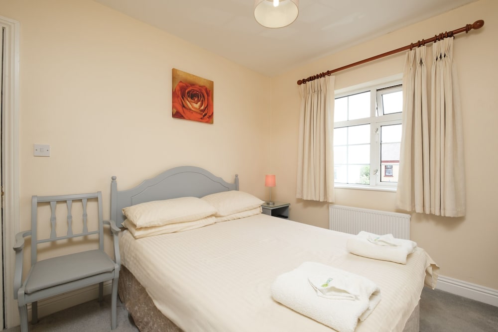 Four Seasons B&B 11/40