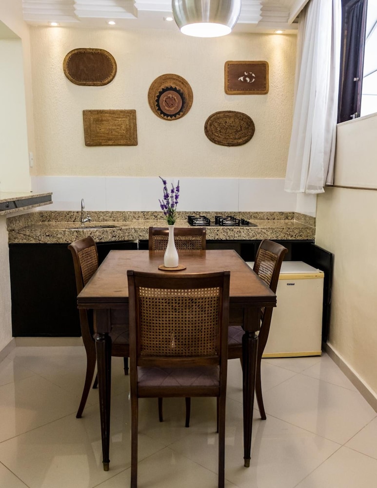 Lemes Hotel 38/50