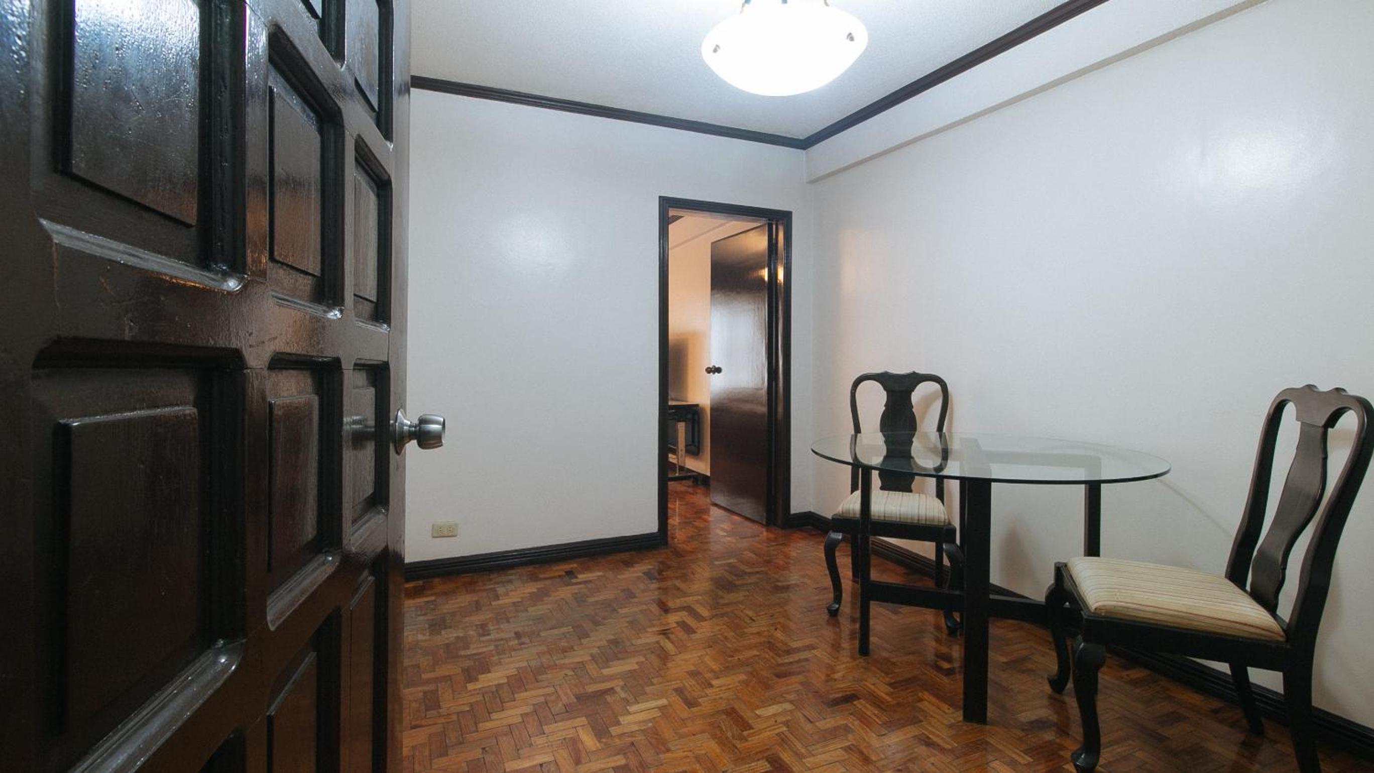 El Rico Suites 30/47
