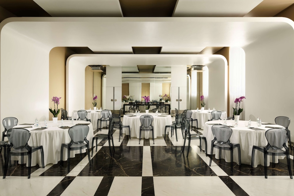 Palazzo Montemartini Rome, A Radisson Collection Hotel 59/77