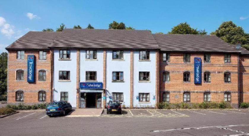 Travelodge Kidderminster 19/26