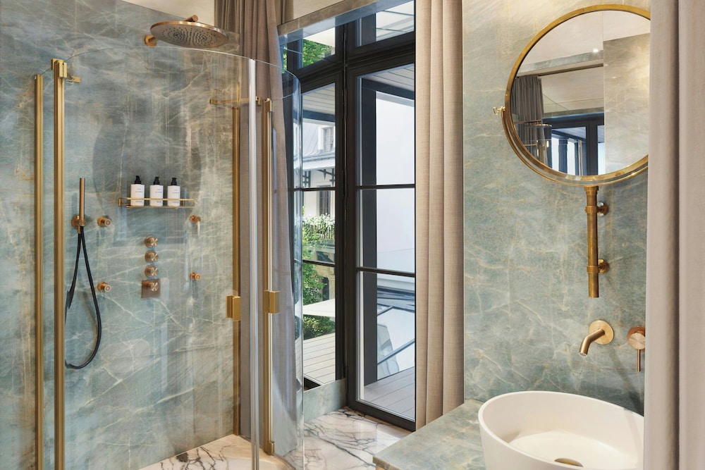 Hotel H15 Luxury Palace 48/50