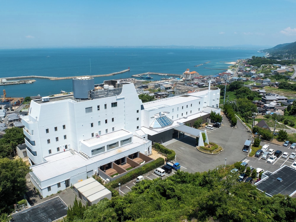 Kamenoi Hotel Awajishima 1/46