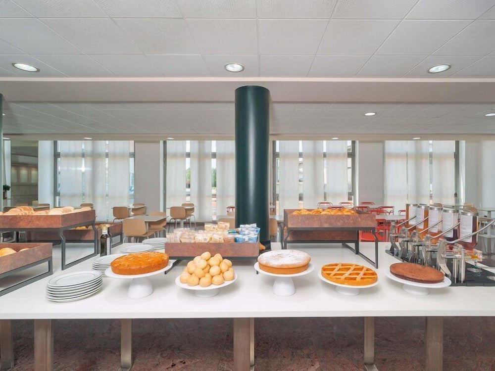 B&B HOTEL Settimo Torinese 30/50