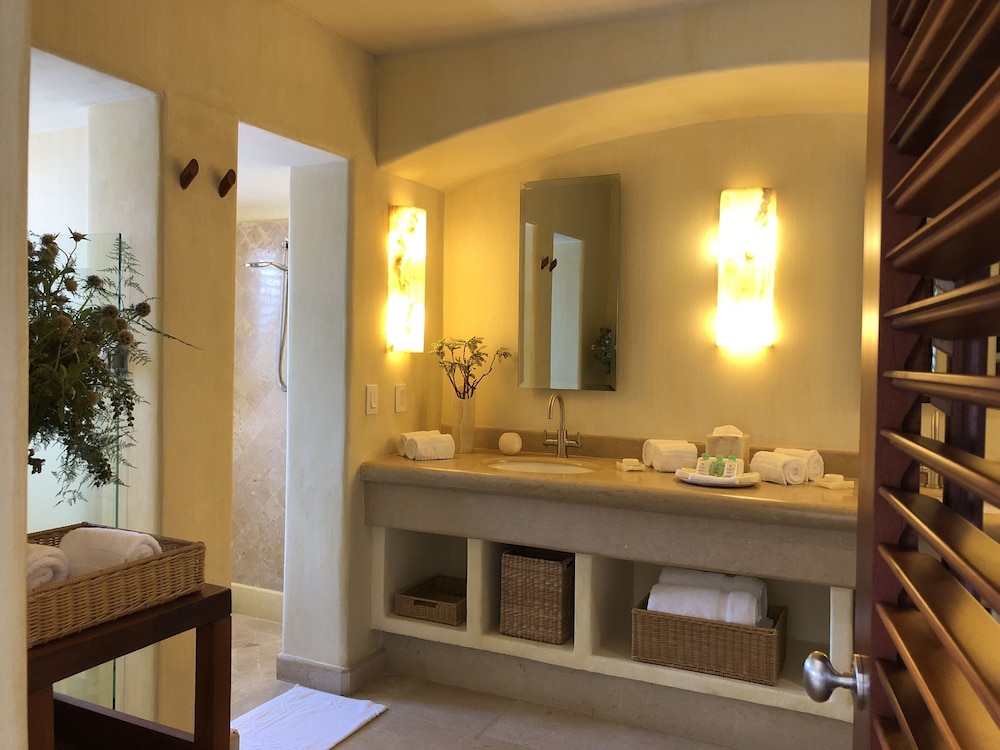 Cala De Mar Resort & Spa Ixtapa 3/69