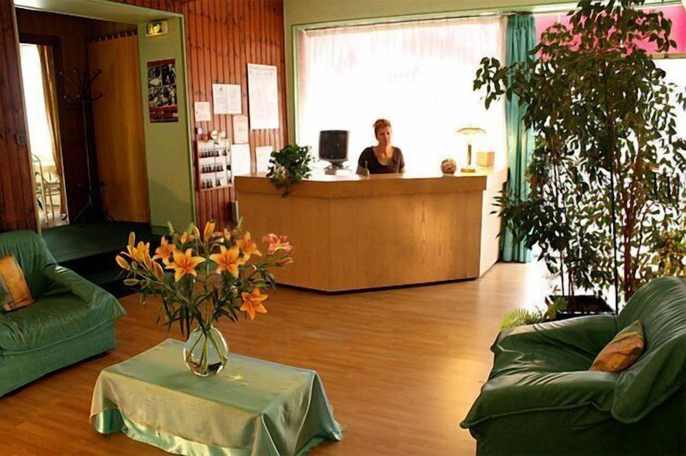 Hotel Des Pyrenees 3/37