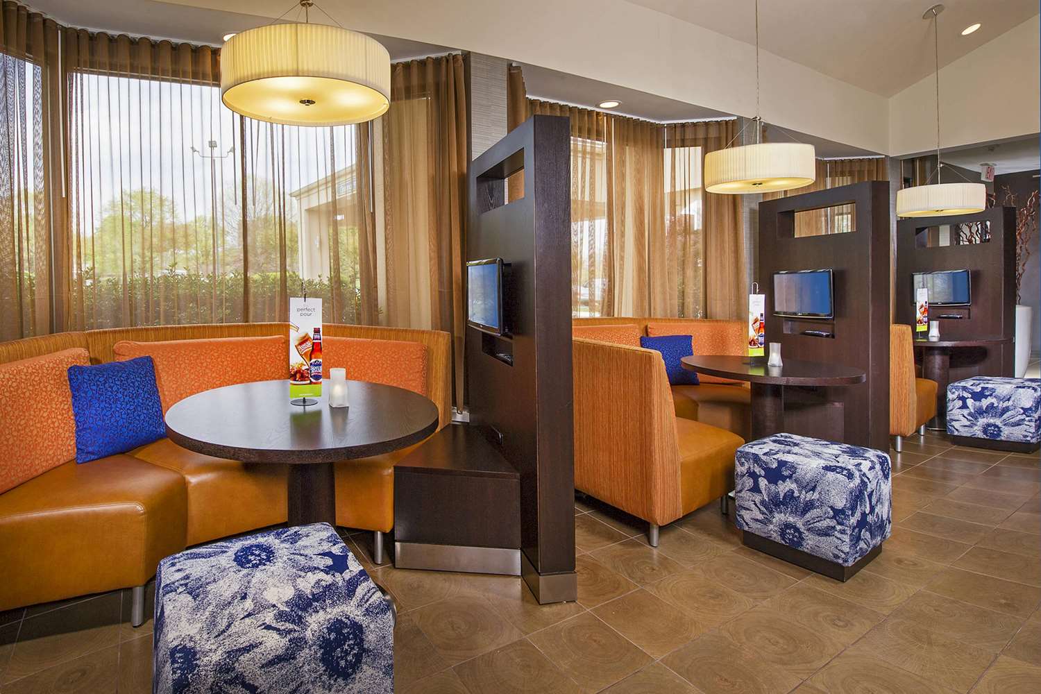 Sonesta Select Charlotte University Research Park 8/17