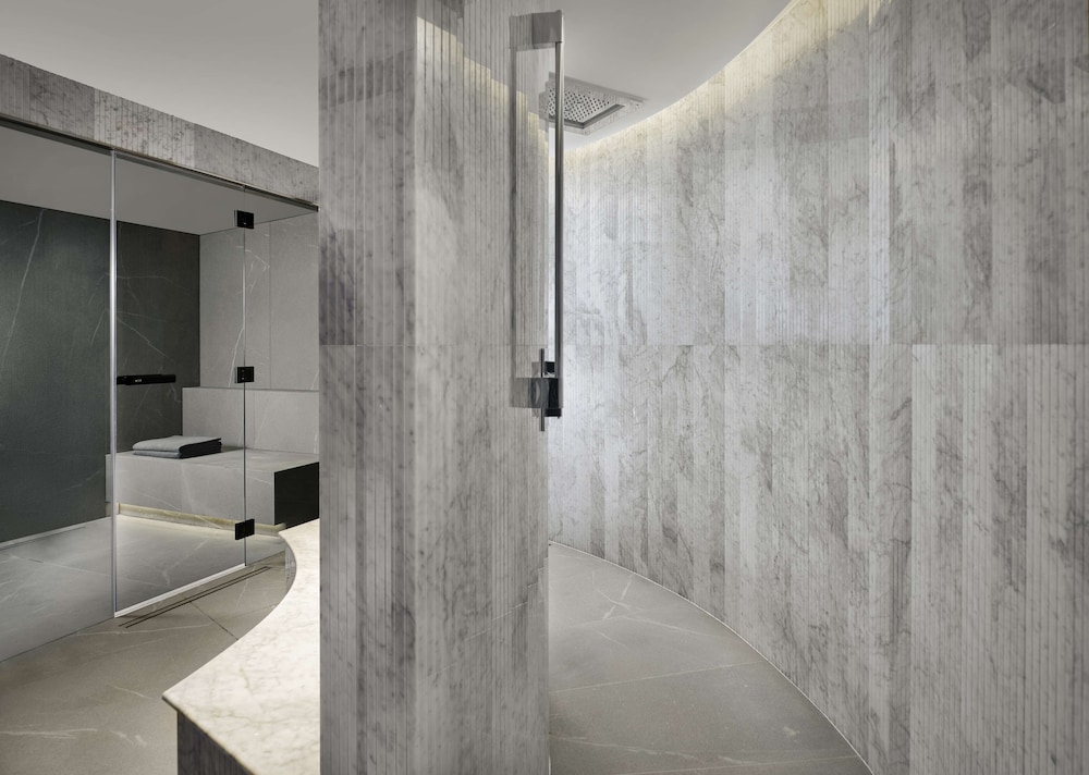 art'otel Zagreb Powered by Radisson Hotels 68/68