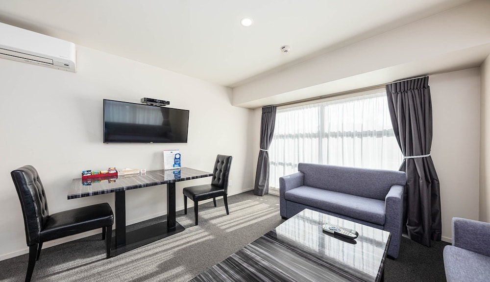 311 Motel Riccarton 53/71