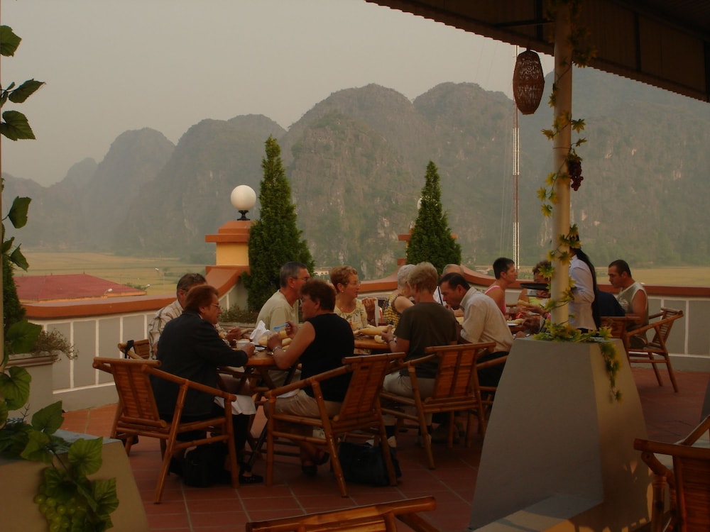 Yen Nhi Hotel Ninh Binh 56/73