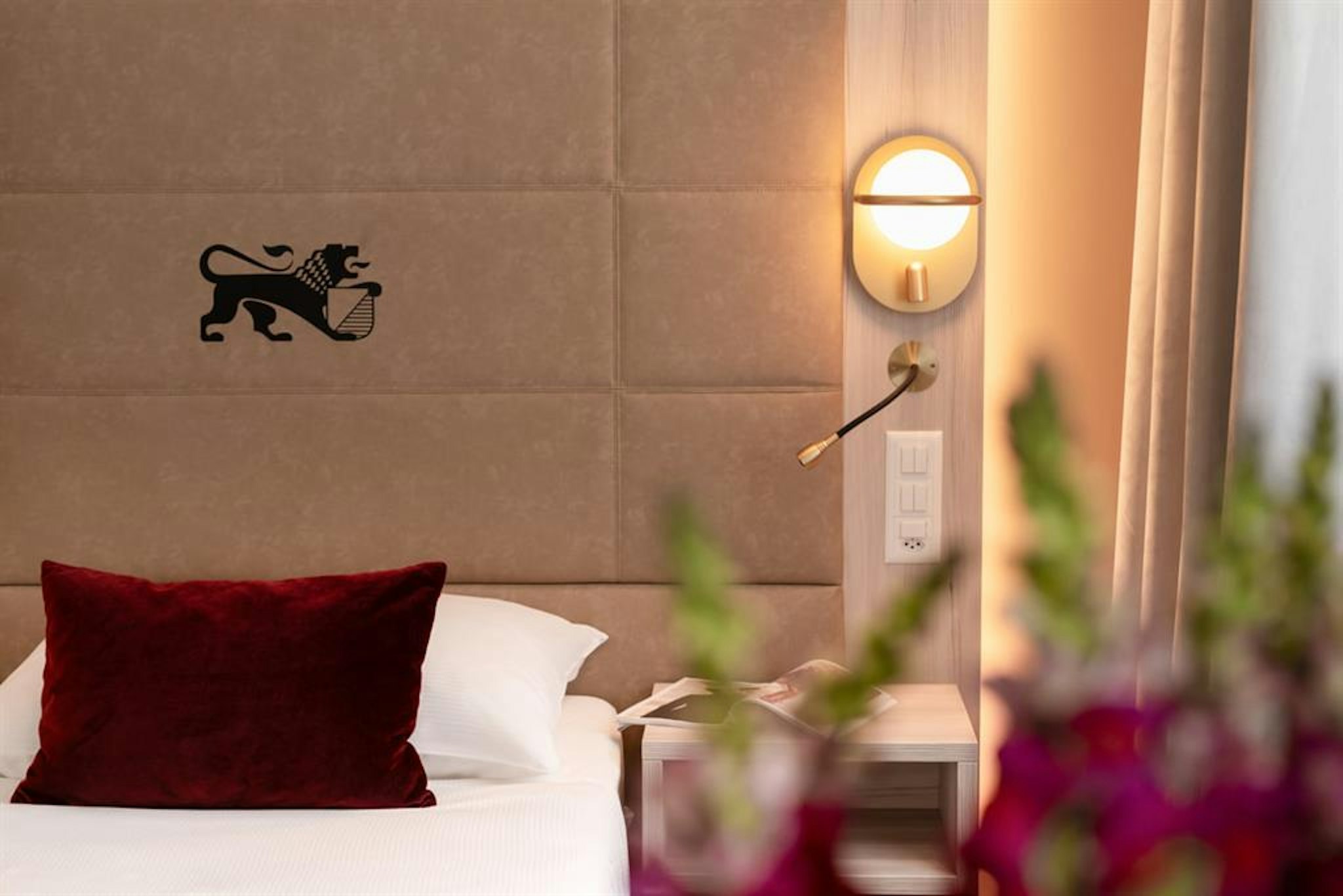 HOTEL ST GOTTHARD 47/84