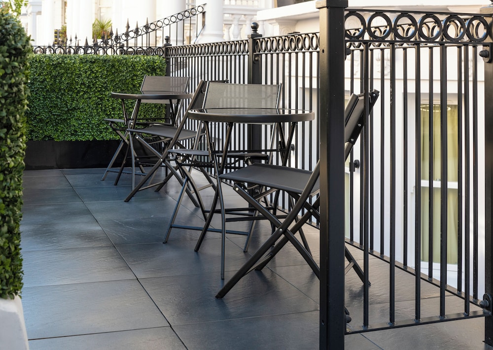 Brit Hotels Earls Court 54/54